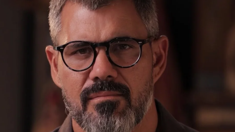 Veja quem são os famosos que saíram em defesa de Juliano Cazarré após polêmica