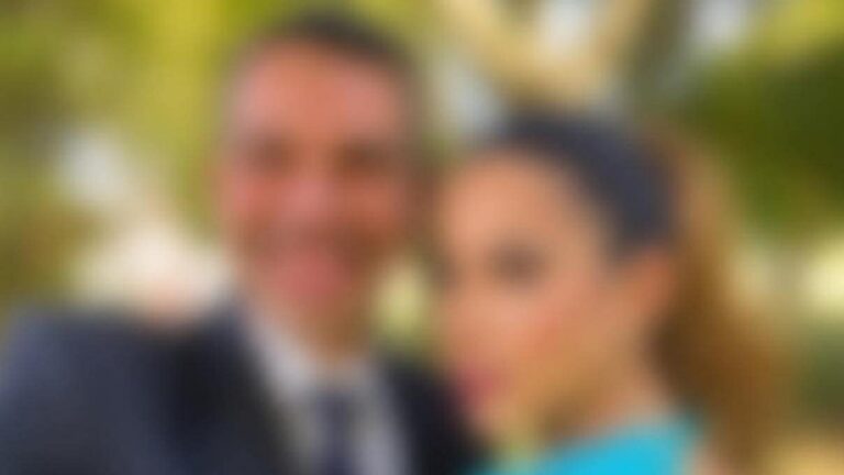 Famosa anunciou separação após 17 anos e meses depois voltou com ex polêmico