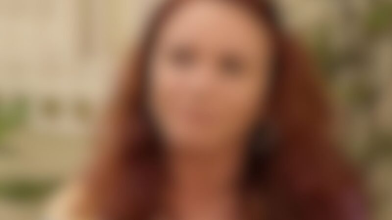 Apresentadora da Globo que foi casada com homem por 22 anos assumiu namoro com mulher