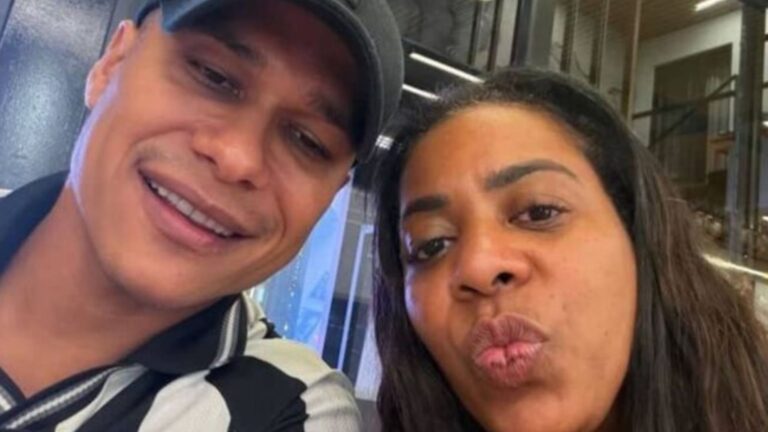 Romance? Mãe de Vini Jr abre o jogo sobre foto com ex de Jojo Todynho