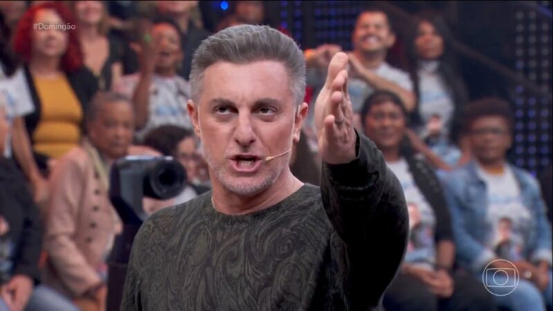 Luciano Huck no "Domingão" - (Reprodução: TV Globo)