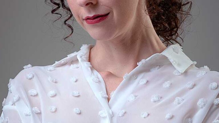 Atriz choca ao revelar que marca horário para ter relações com marido: ‘Resolve’