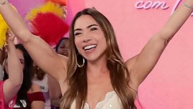 Camisola? Vestido de Patrícia Abravanel em programa vira assunto: ‘Não é possível’