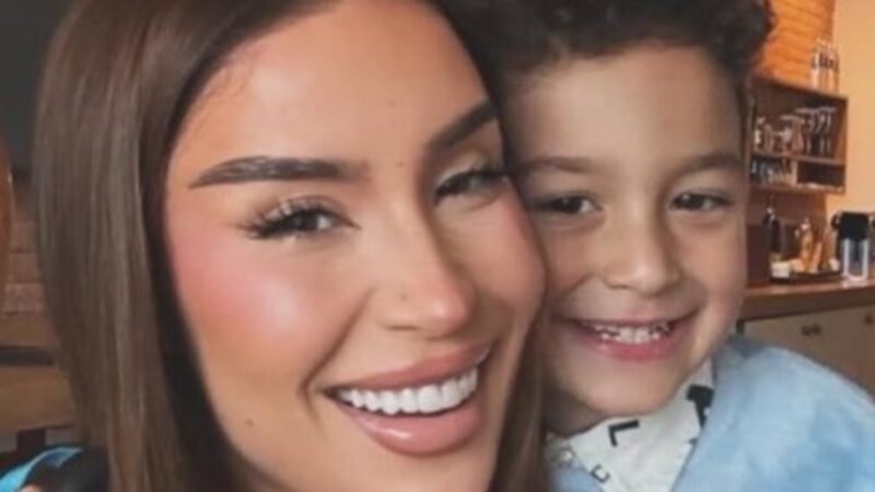 Bianca Andrade expõe fala do filho sobre ‘namorado’ para boneco e causa polêmica: ‘Fim dos tempos”