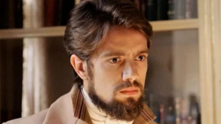 ‘Além do Tempo’: Felipe se choca ao descobrir toda a verdade sobre a mulher