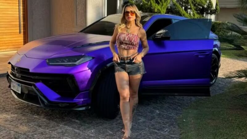 Saiba quais são os carros de luxo que a polícia apreendeu na mansão de Deolane Bezerra