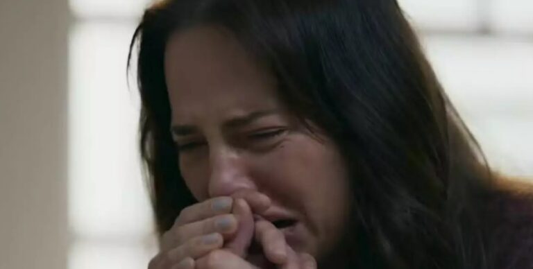 ‘Quem Ama Cuida’: Personagem destrói chance de Adriana provar inocência; veja