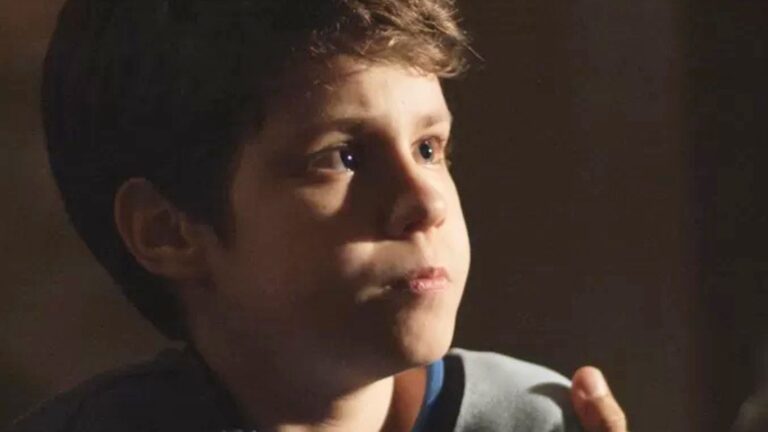 ‘Além do Tempo’: Descubra o mistério sobre a paternidade de Alex na trama