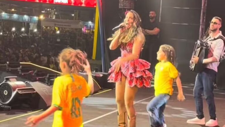 Filhas gêmeas de Ivete Sangalo invadem palco no São João e web decreta: ‘Não falha’