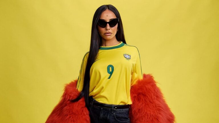 Grávida aos 45 anos, Sabrina Sato faz primeira aparição após anúncio e revela planos para o Carnaval