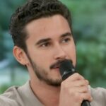 Protagonista de ‘Coração Acelerado’ assume relação com atriz da novela: ‘Momento certo’