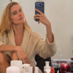 Dentro do camarim de Deborah Secco: o estúdio milionário que ela montou em casa para virar a própria marca