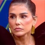 Banheiro com duas pias e dois chuveiros: o luxo de Deborah Secco atrai comentários