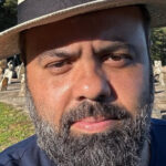 Por dentro do estúdio secreto em casa de Igor 3K que mudou o jogo dos podcasts no Brasil