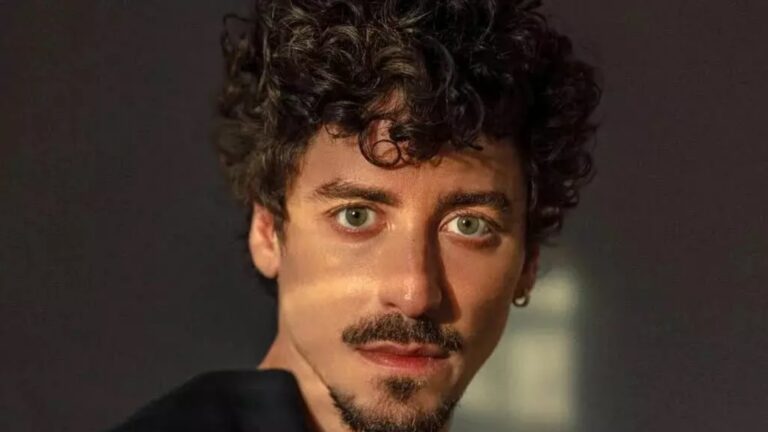 Jesuíta Barbosa é convidado pela Globo para protagonizar novela; saiba detalhes