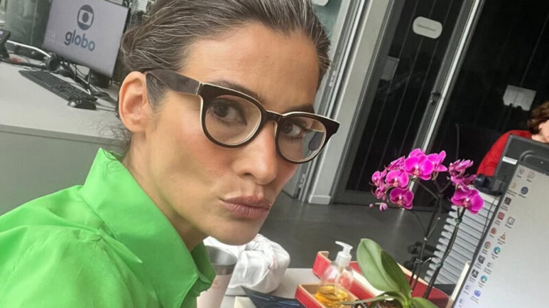 Banho de alecrim vira escudo mental de Renata Vasconcellos em dias de notícia pesada