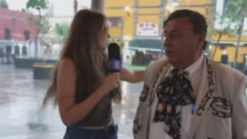 Repórter da Globo aparece com arma durante transmissão ao vivo no México