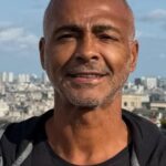 Romário manda flores para affair após viajar com ex e ficar com outra na Copa; veja