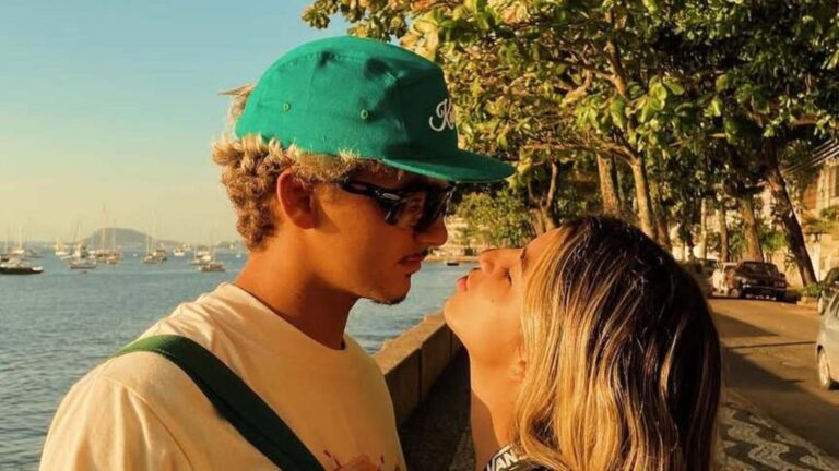 Famosos terminam namoro após 10 anos juntos e chocam a internet: ‘Não é possível’