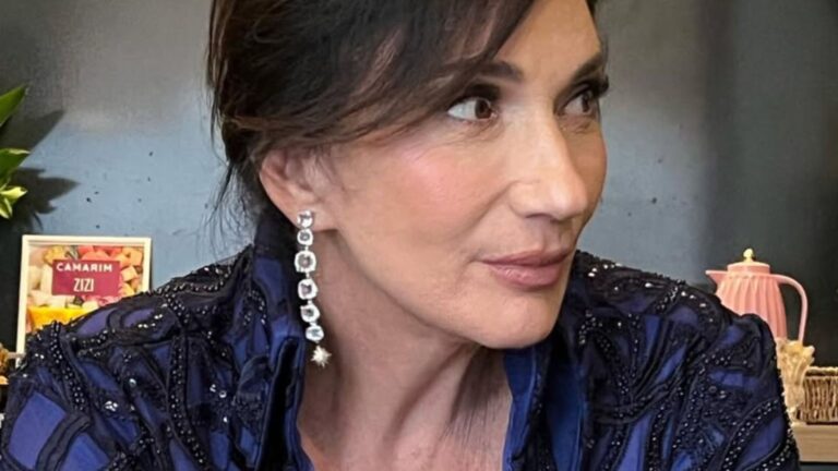 Zizi Possi solta o verbo e detona artistas: ‘Farinhas do mesmo saco’