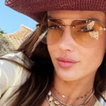 Por dentro do refúgio de luxo de Alessandra Ambrosio na Praia Brava