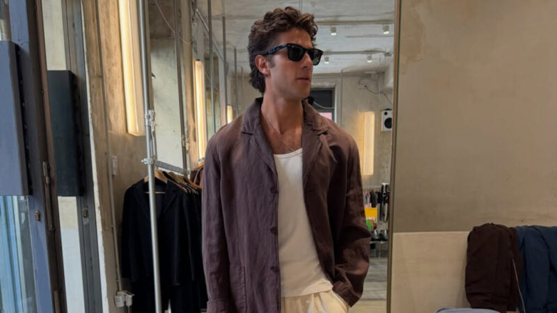 A mansão de Chay Suede é tão diferente que parece uma casa de novela