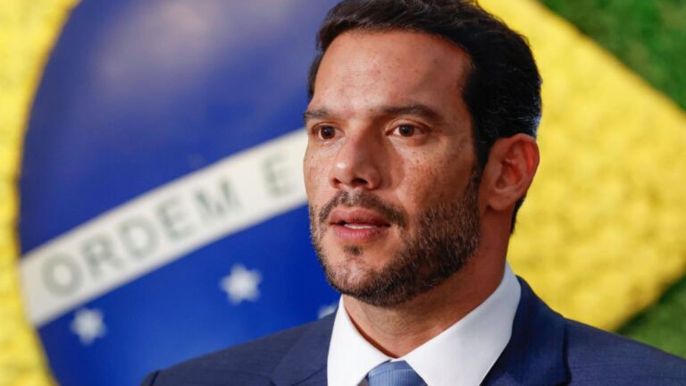 Casado, presidente da CBF teria desviado verba para bancar viagens de luxos com amantes