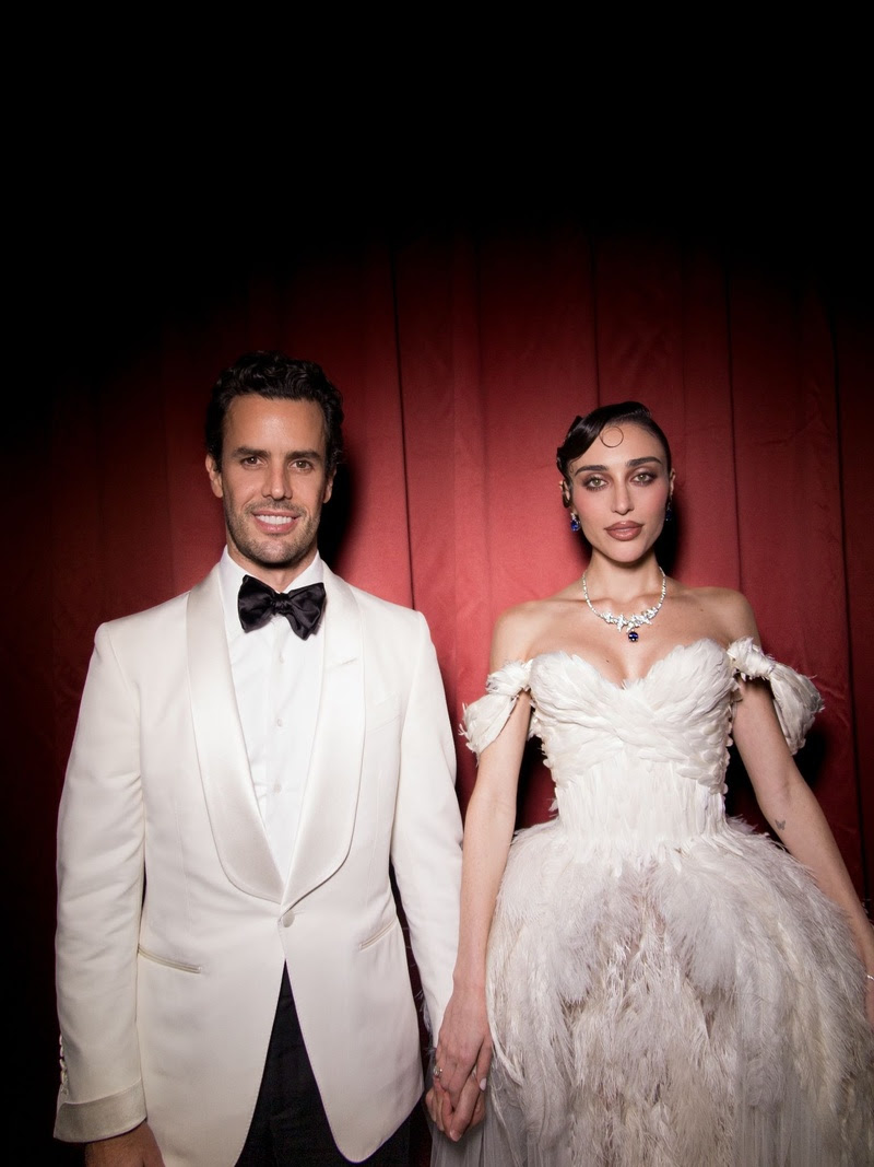 Elisa Zarzur e Alexandre Negrão chegando a festa de pré wedding | Créditos: Lufz
