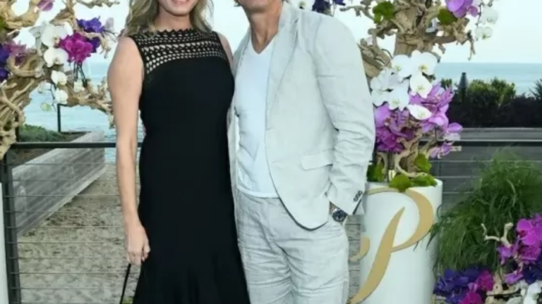 Fedor? Famoso revela que prefere a esposa sem desodorante: ‘Cheiro natural’