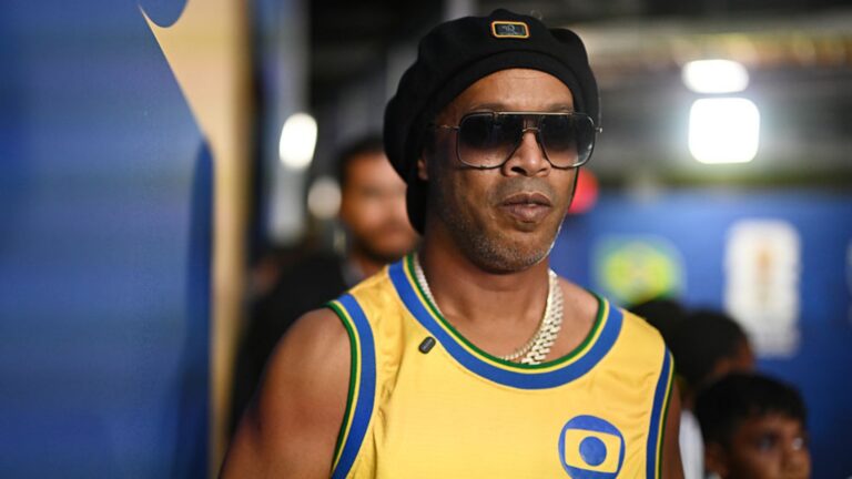 Quem é a mulher apontada como namorada de Ronaldinho Gaúcho que vive romance discreto com o ex-jogador