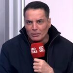 Com falha na voz, Leo Dias vai ao médico, surge no fim de programa ao vivo e faz revelação: ‘Mandou’