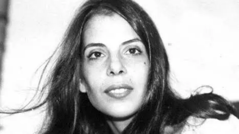Morre Claudia Savaget aos 78 anos cantora ícone da MPB