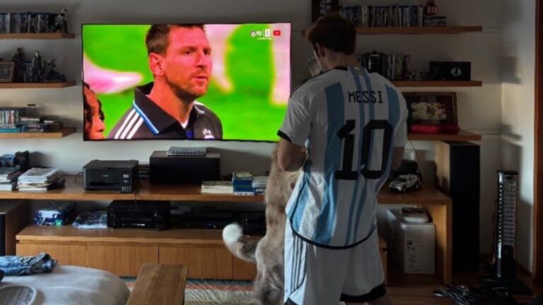 Ator de ‘Quem Ama Cuida’ é detonado ao surgir com camisa da Argentina durante jogo da Copa do Mundo e se justifica