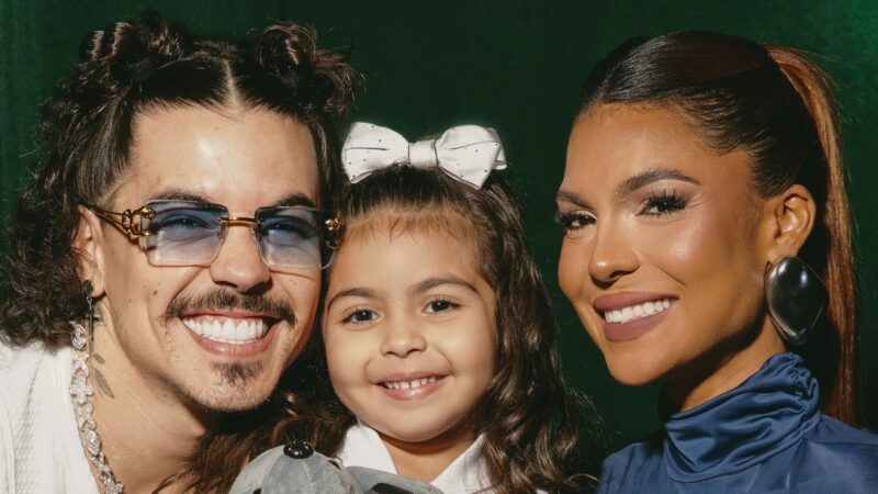 Biel e Tays Reis com a filha, Pietra - Crédito: Thamy Costa