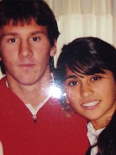 Antonela Roccuzzo e Messi (Reprodução/Instagram)