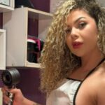 Saiba quem é a influencer que chocou a internet e gerou polêmica ao criar barbearia nudista