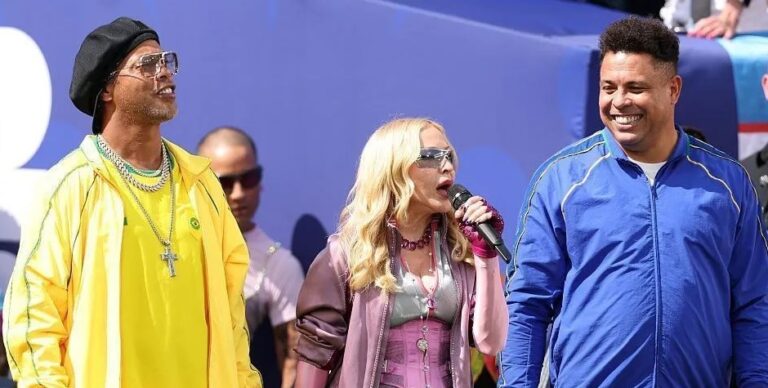 Rostos dos dois Ronaldos no show de Madonna na Copa dividem opiniões: ‘Travados’