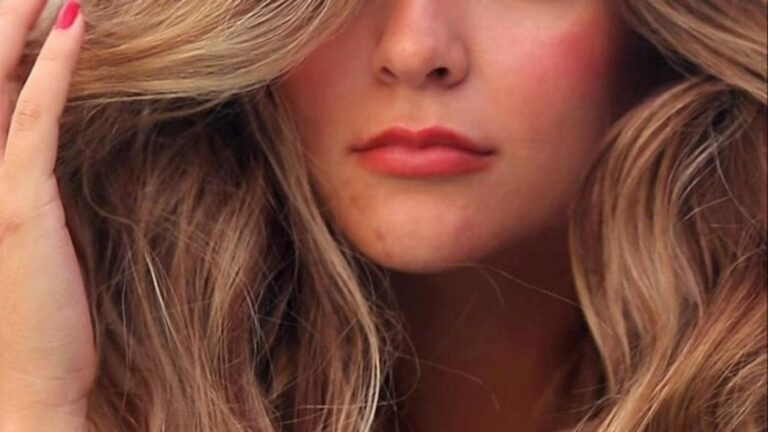 Influenciadora famosa revela situação inusitada após agente desconfiar de foto ‘perfeita’ em documento