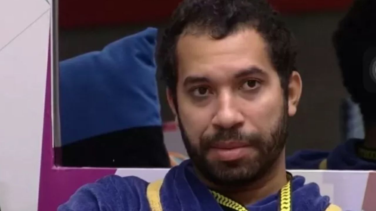 BBB21: Abatido, Gilberto teme estar abandonado por torcida e pensa no pior: “Pessoa não sai”