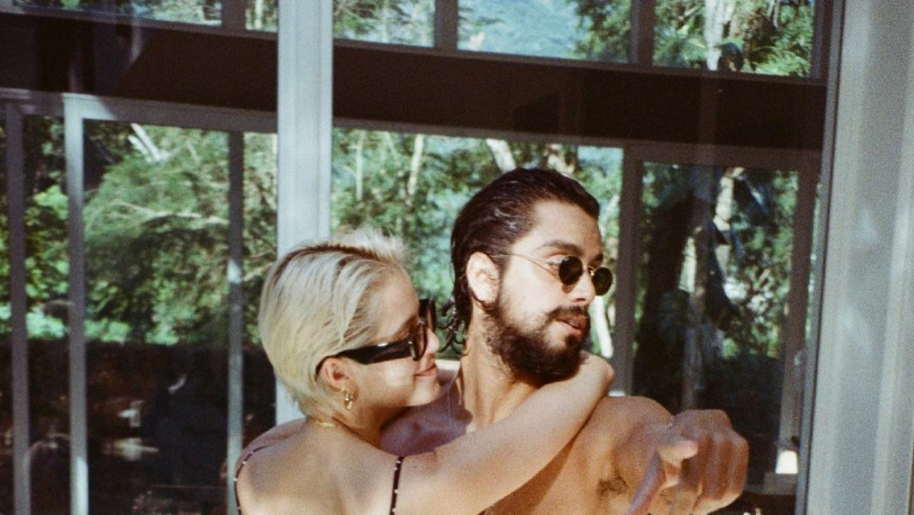 Casal fitness! Em clima de romance, Agatha Moreira e Rodrigo Simas exibem corpos esculturais: ”Lindos”