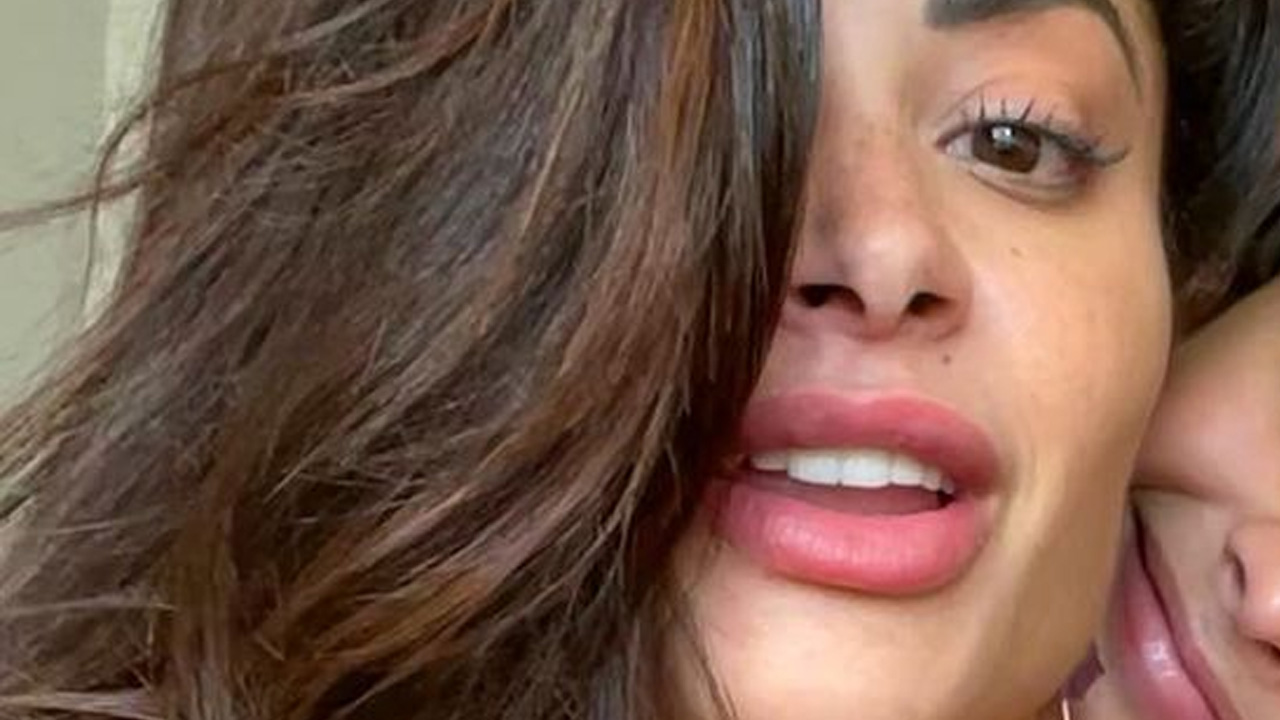 Orgulhosa, Aline Riscado posa em raros cliques com filho de 10 anos e se derrete: “Tudo fica alegre”