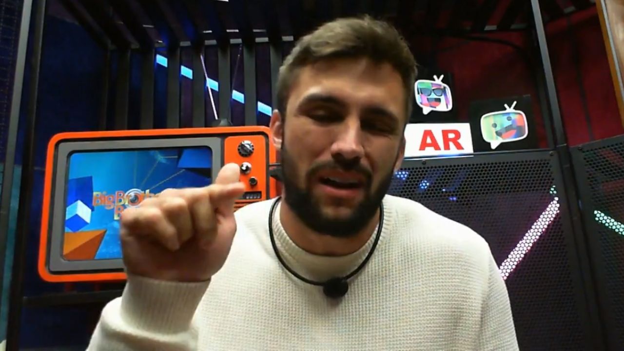 BBB21: Com medo do paredão, Arthur clama por apoio do público e mutirão de votos: “‘Vamo’ pra cima”