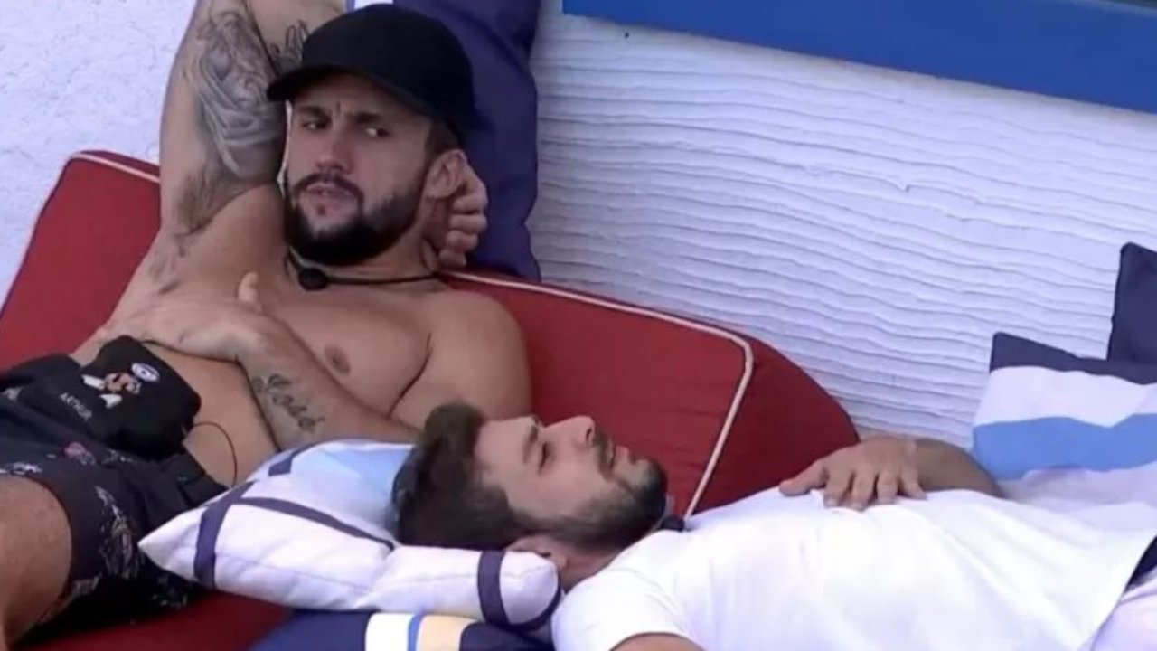 BBB21: Sobrevivendo, Arthur e Caio já fazem planos e analisam possíveis nomes no Paredão