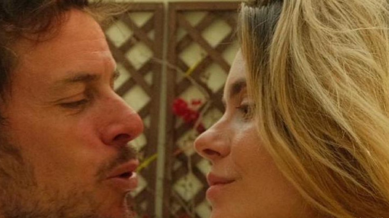 Em meio ao luto, Carolina Dieckmann celebra aniversário de casamento com Tiago Worcman: ”14 anos do nosso sim!”
