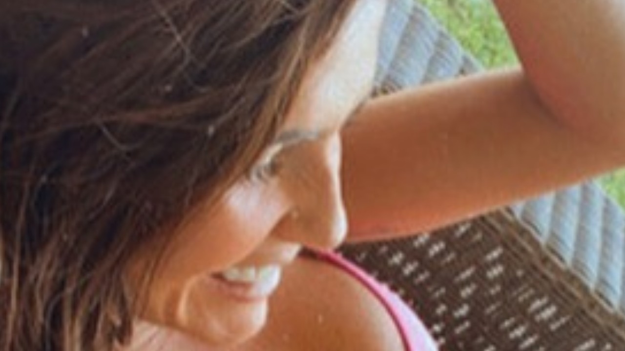 Poderosa, Deborah Secco leva web à loucura ao publicar clique exibindo físico sedutor: “Esse corpo é tudo”