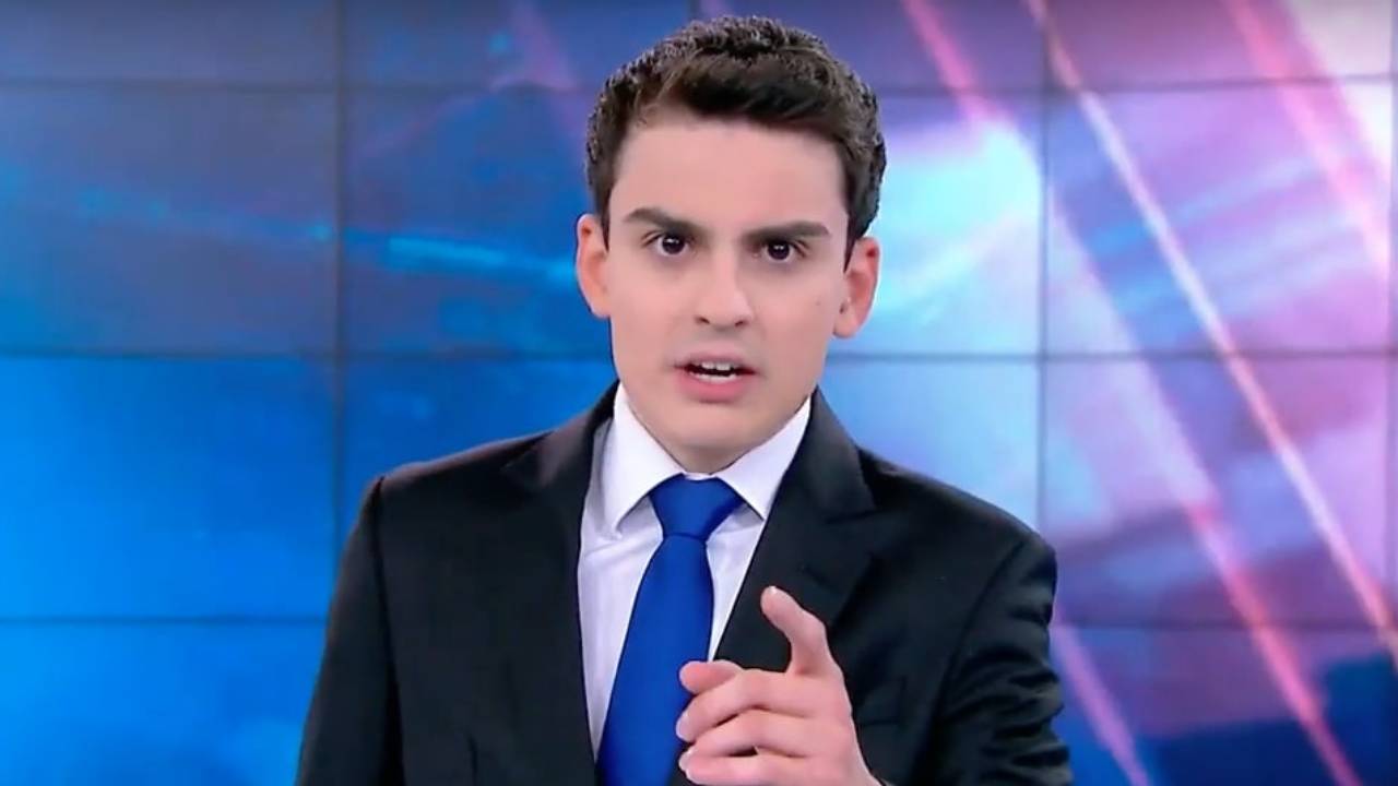 Dudu Camargo chega atrasado, é impedido de apresentar o ‘Primeiro Impacto’ e pode levar punição séria