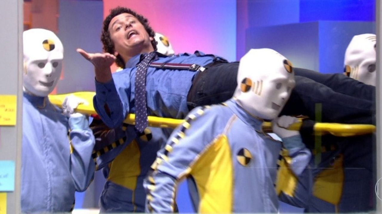 Em vídeo, “dummies” do BBB21 retiram a máscara, revelam o rosto e fãs vão ao delírio: “Eu dava em cima”