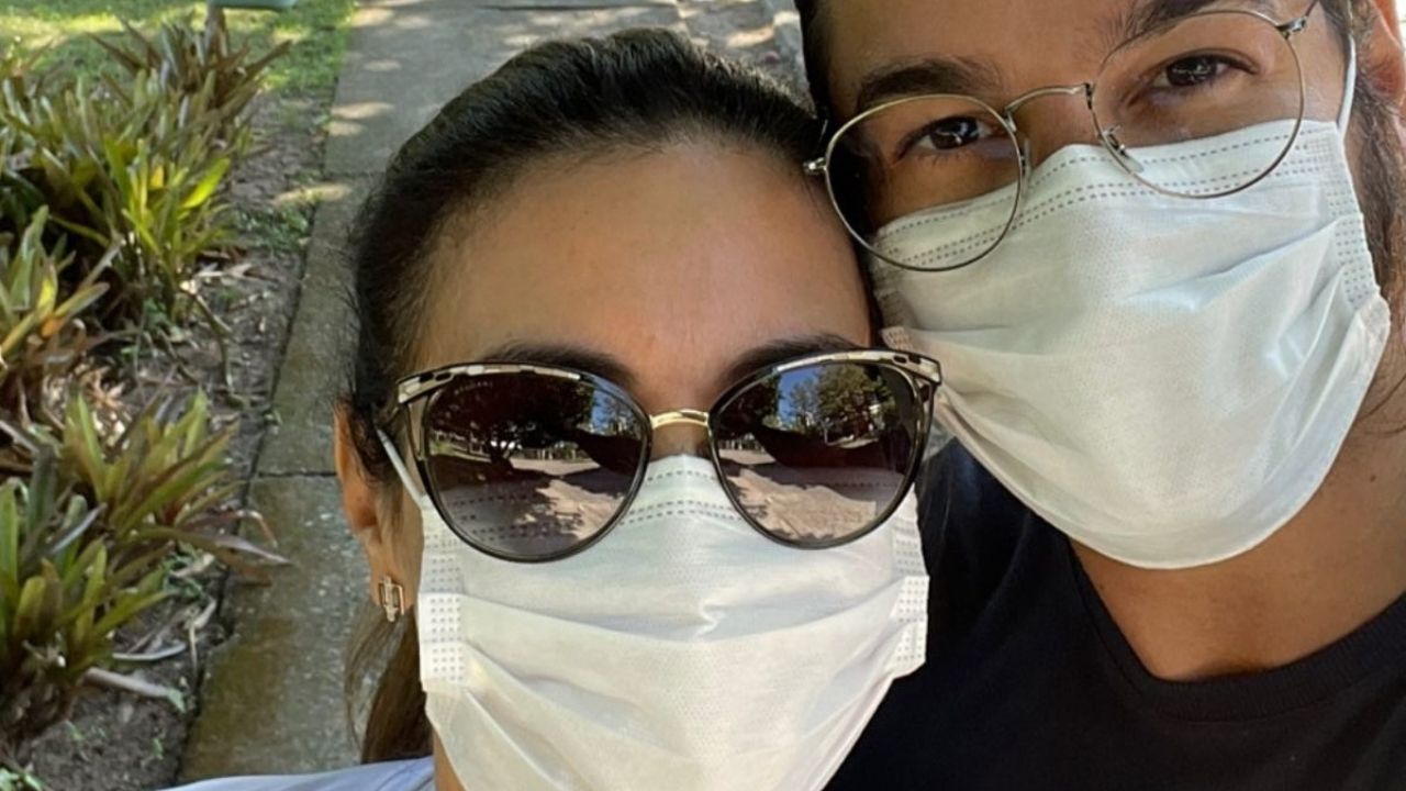 De máscara, Fátima Bernardes se exercita ao ar livre com Túlio Gadelha: “Devidamente protegidos”
