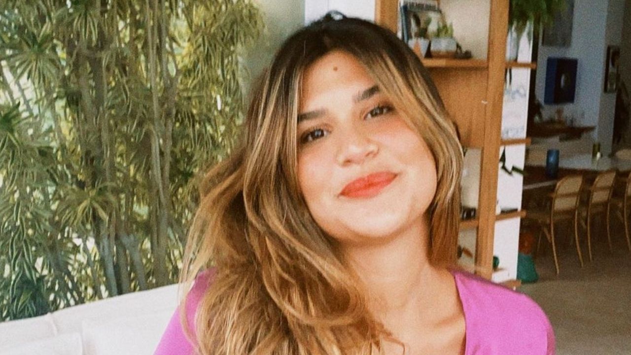 Aos 21 anos, filha de Flávia Alessandra ostenta corpão em biquíni decotado: “Maravilhosa”