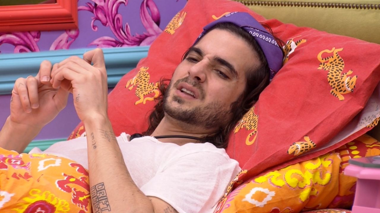 BBB21: Fiuk lamenta o quinto paredão e desabafa para Gil:  “Se a gente fingisse mais teria se livrado”
